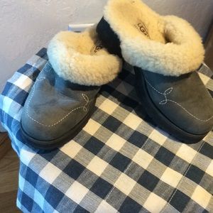 UGG - mules/clogs blue/black size 6